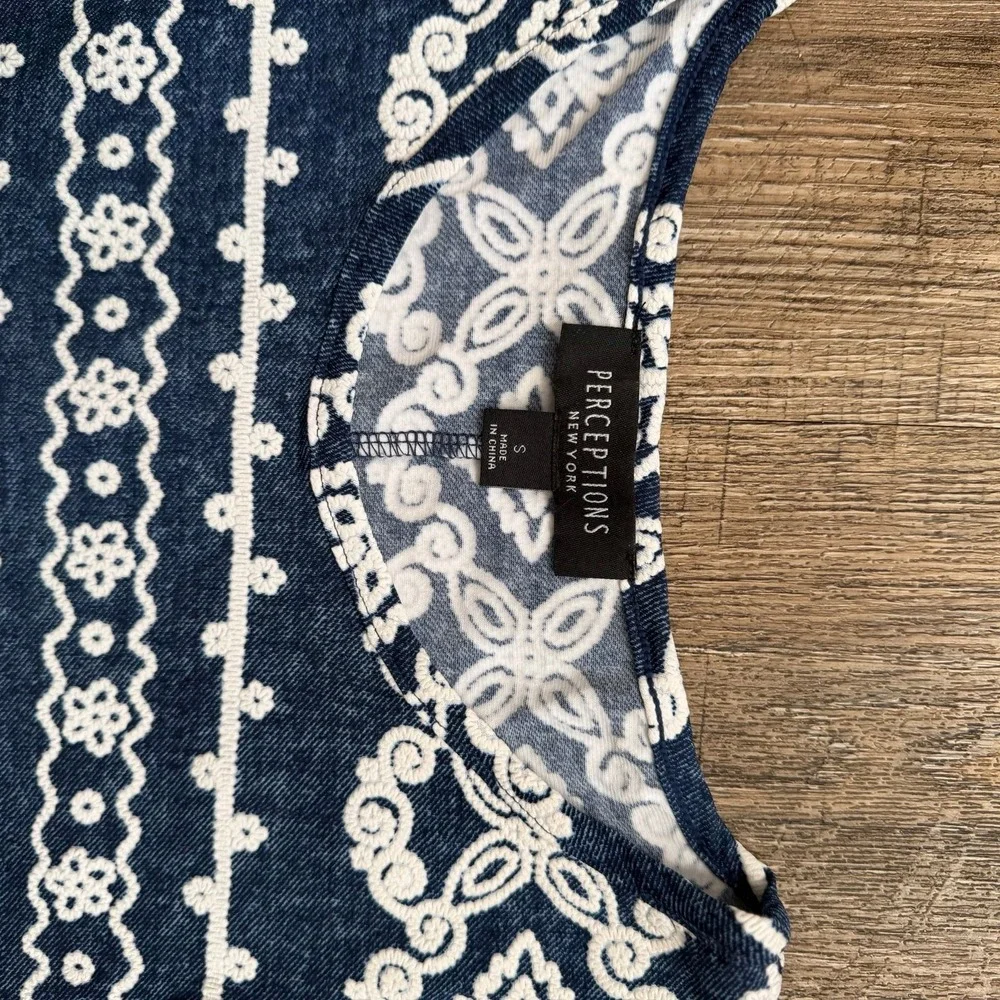 Perceptions‎ - Picture 3 of 6